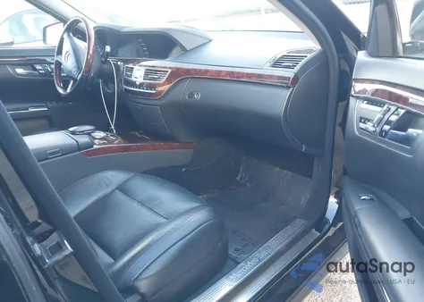 2013 Mercedes-Benz S 550 из США, поврежденный, VIN WDDNG7DB9DA523951